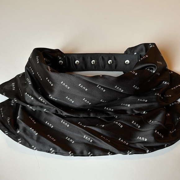 RUVE Fabric Waist Belt Bag - Picture 1 of 10